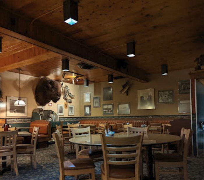 Audies Restaurant (Downings Restaurant) - Web Listing (newer photo)